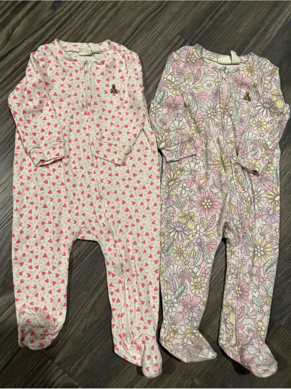 GAP Baby Two-way Zip two pieces - size 6-9M